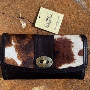 NWT Patricia Nash Nerita Chocolate & White Cowhide Fold-Over Wallet